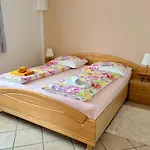 Apartamento Appartementhaus Karantanien Am Ossiacher Ossiach